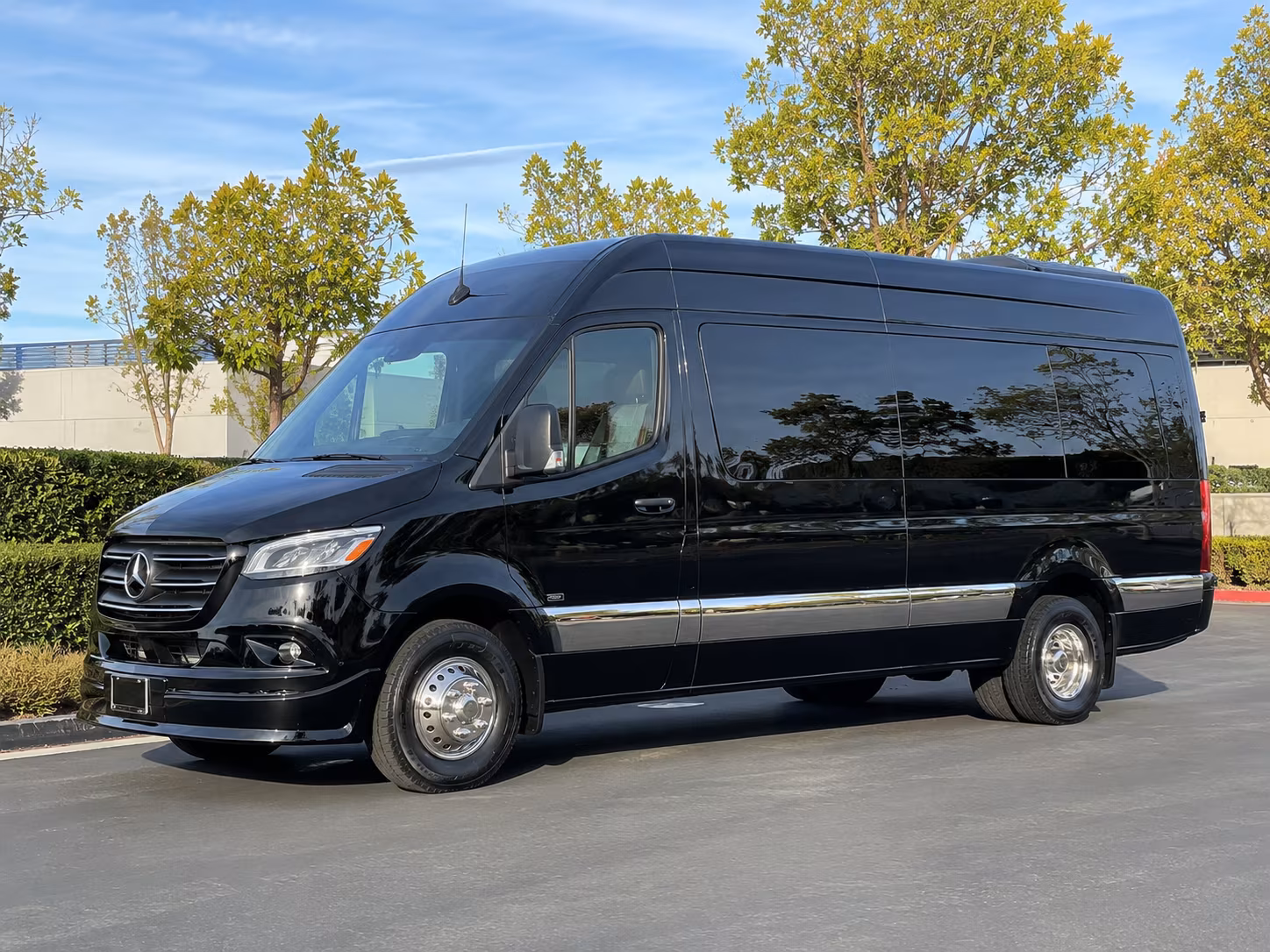 book a bus for your next corporate event 2
