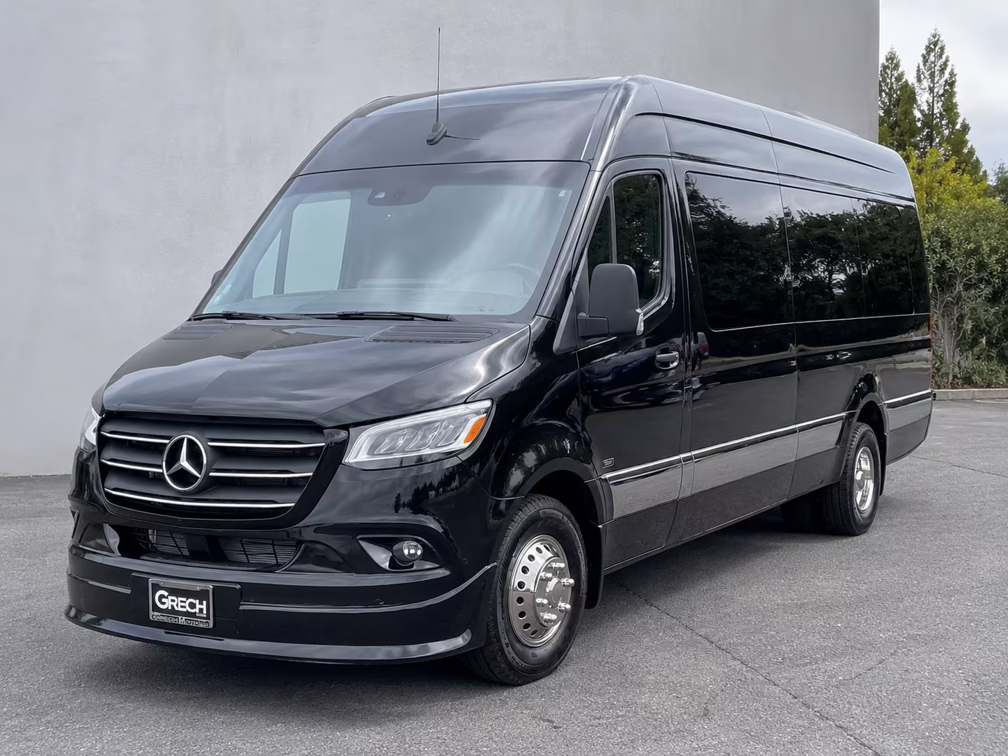 book a bus for your next sporting event 1