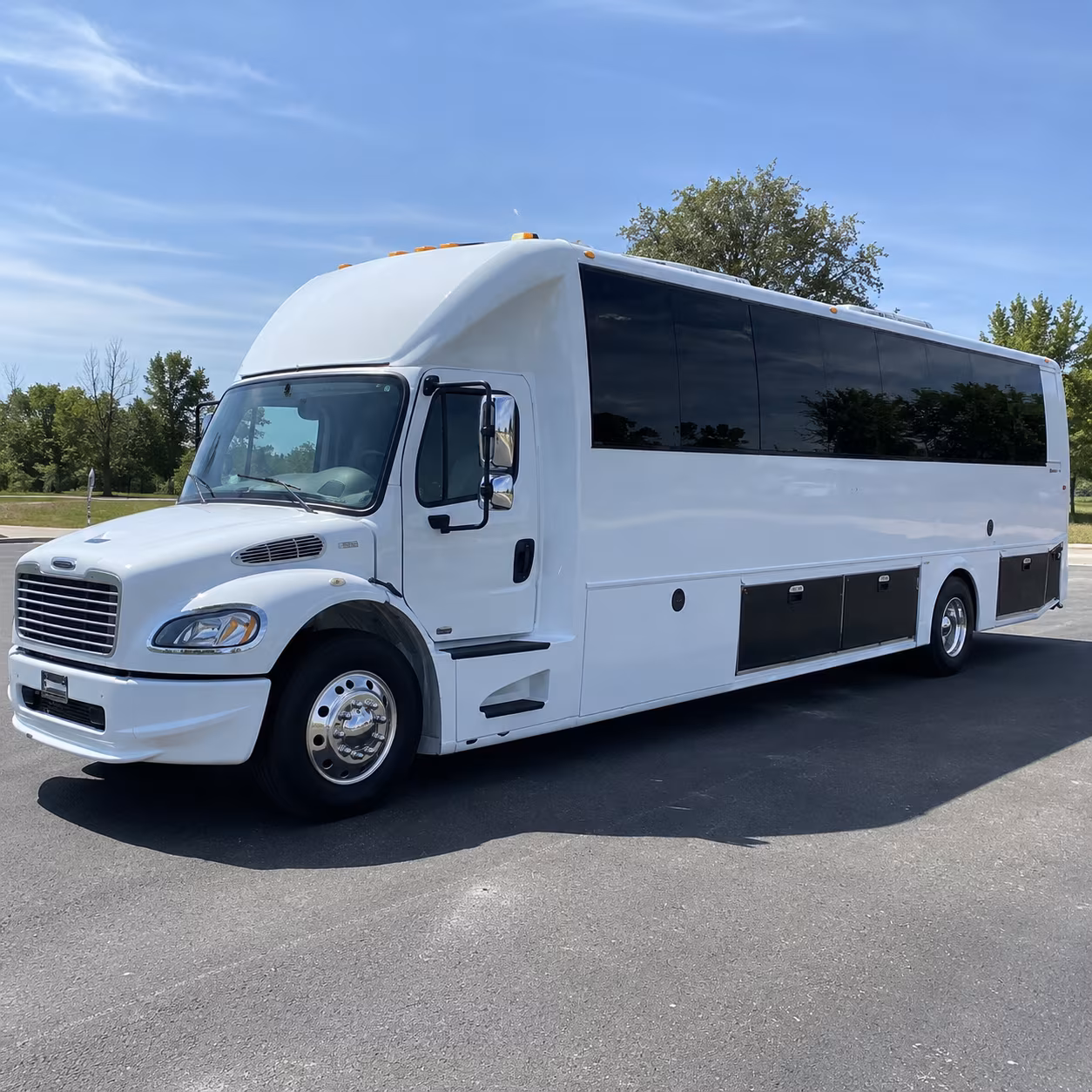 whittier 40 passenger party bus
