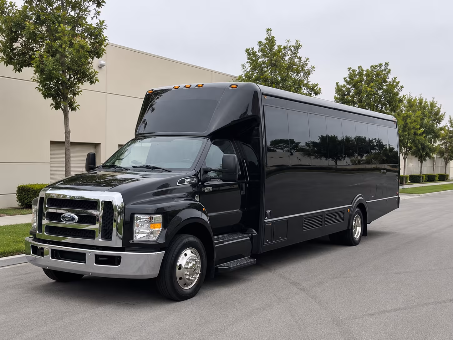 whittier disneyland anaheim resort party bus rental